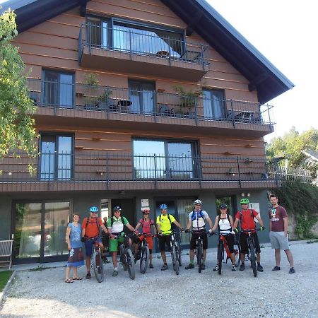 Križe Bed & Breakfast Base Camp מראה חיצוני תמונה