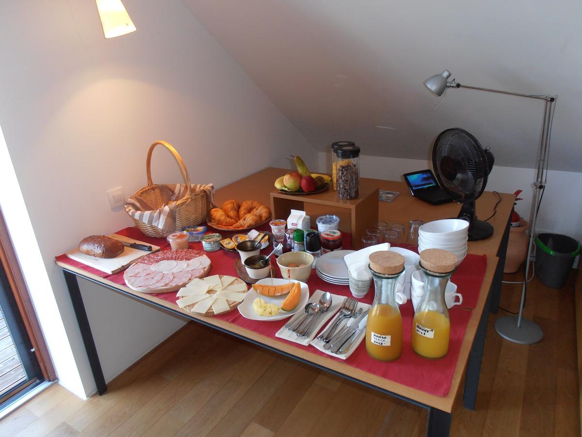 Križe Bed & Breakfast Base Camp מראה חיצוני תמונה